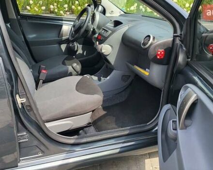 Тойота Айго 2007 в Луцке на Automoto.ua Серый Тойота Айго, объемом двигателя 1 л и пробегом 174 тыс. км за 5750 $, фото 16 на Automoto.ua