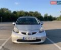 Серый Тойота Айго, объемом двигателя 1 л и пробегом 152 тыс. км за 4200 $, фото 3 на Automoto.ua