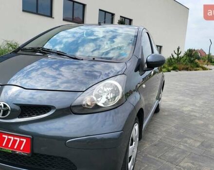 Тойота Айго 2007 в Луцке на Automoto.ua Серый Тойота Айго, объемом двигателя 1 л и пробегом 174 тыс. км за 5750 $, фото 2 на Automoto.ua