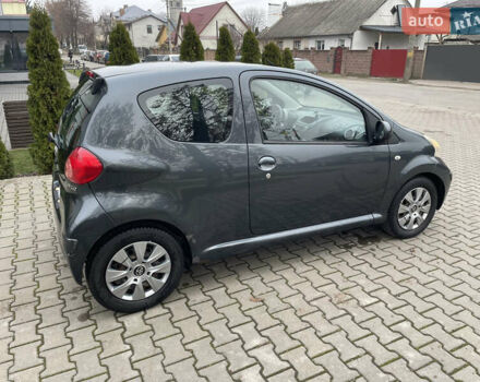 Серый Тойота Айго, объемом двигателя 1 л и пробегом 172 тыс. км за 3650 $, фото 7 на Automoto.ua