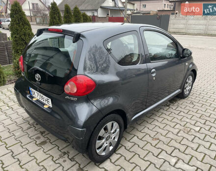 Серый Тойота Айго, объемом двигателя 1 л и пробегом 172 тыс. км за 3650 $, фото 10 на Automoto.ua