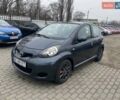 Сірий Тойота Айго, об'ємом двигуна 1 л та пробігом 225 тис. км за 4700 $, фото 1 на Automoto.ua