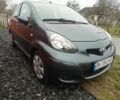 Серый Тойота Айго, объемом двигателя 1 л и пробегом 164 тыс. км за 4500 $, фото 1 на Automoto.ua