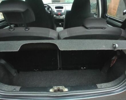 Серый Тойота Айго, объемом двигателя 1 л и пробегом 164 тыс. км за 4500 $, фото 7 на Automoto.ua