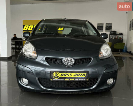 Серый Тойота Айго, объемом двигателя 1 л и пробегом 173 тыс. км за 5200 $, фото 1 на Automoto.ua