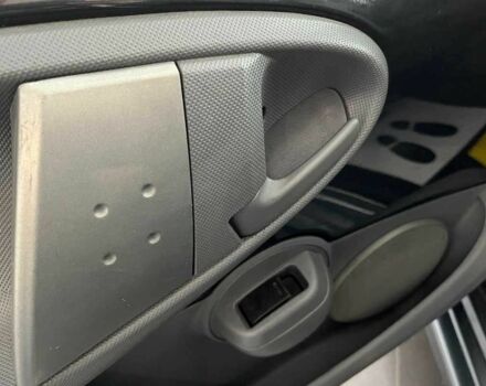 Сірий Тойота Айго, об'ємом двигуна 0 л та пробігом 173 тис. км за 5200 $, фото 11 на Automoto.ua