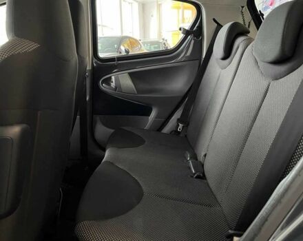 Сірий Тойота Айго, об'ємом двигуна 0 л та пробігом 173 тис. км за 5200 $, фото 9 на Automoto.ua