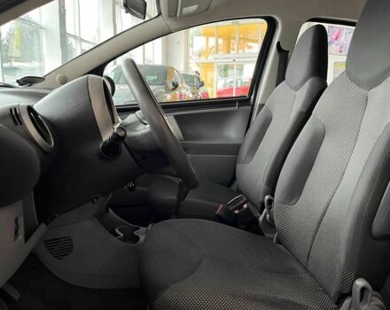 Сірий Тойота Айго, об'ємом двигуна 0 л та пробігом 173 тис. км за 5200 $, фото 10 на Automoto.ua