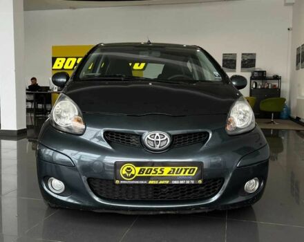 Сірий Тойота Айго, об'ємом двигуна 0 л та пробігом 173 тис. км за 5200 $, фото 1 на Automoto.ua