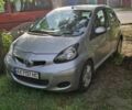 Серый Тойота Айго, объемом двигателя 1 л и пробегом 218 тыс. км за 3500 $, фото 1 на Automoto.ua