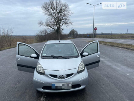 Тойота Айго 2006 в Владимир-Волынский на Automoto.ua Серый Тойота Айго, объемом двигателя 1 л и пробегом 241 тыс. км за 4300 $, фото 1 на Automoto.ua