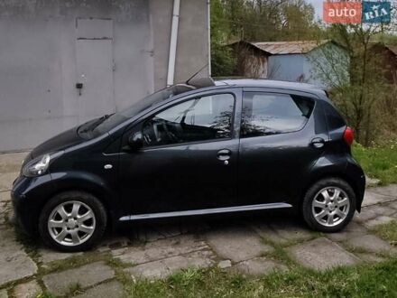 Тойота Айго 2006 в Трускавце на Automoto.ua Серый Тойота Айго, объемом двигателя 1 л и пробегом 142 тыс. км за 4300 $, фото 1 на Automoto.ua