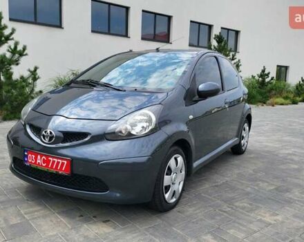 Сірий Тойота Айго, об'ємом двигуна 1 л та пробігом 175 тис. км за 5800 $, фото 1 на Automoto.ua