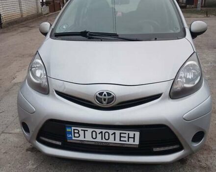 Сірий Тойота Айго, об'ємом двигуна 1 л та пробігом 115 тис. км за 4500 $, фото 1 на Automoto.ua