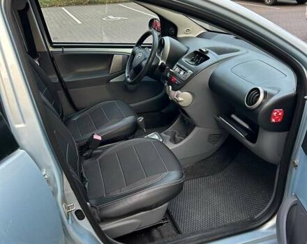 Синій Тойота Айго, об'ємом двигуна 1 л та пробігом 137 тис. км за 4500 $, фото 8 на Automoto.ua