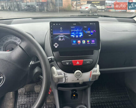 Синий Тойота Айго, объемом двигателя 1 л и пробегом 130 тыс. км за 4500 $, фото 19 на Automoto.ua