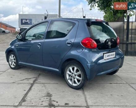 Синій Тойота Айго, об'ємом двигуна 1 л та пробігом 122 тис. км за 4690 $, фото 7 на Automoto.ua
