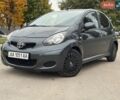 Синій Тойота Айго, об'ємом двигуна 1 л та пробігом 129 тис. км за 5300 $, фото 1 на Automoto.ua