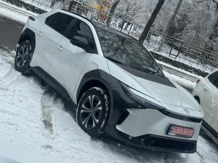 Белый Тойота BB, объемом двигателя 0 л и пробегом 15 тыс. км за 26000 $, фото 1 на Automoto.ua