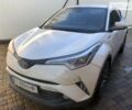 Белый Тойота C-HR, объемом двигателя 1.8 л и пробегом 69 тыс. км за 21000 $, фото 1 на Automoto.ua