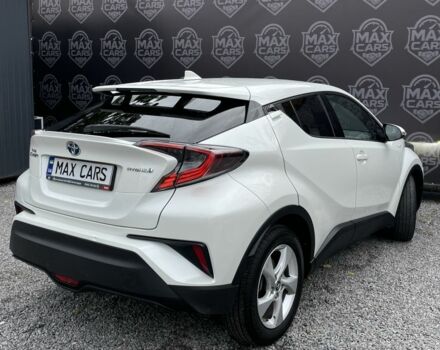 Білий Тойота C-HR, об'ємом двигуна 1.8 л та пробігом 70 тис. км за 22500 $, фото 6 на Automoto.ua