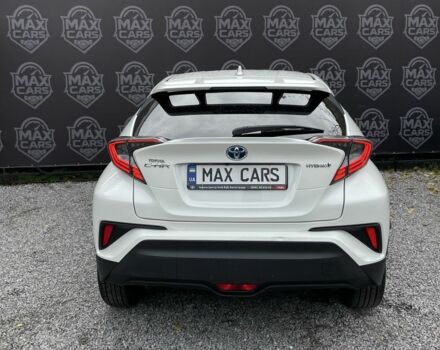 Білий Тойота C-HR, об'ємом двигуна 1.8 л та пробігом 70 тис. км за 22500 $, фото 5 на Automoto.ua