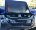 Белый Тойота C-HR, объемом двигателя 0 л и пробегом 75 тыс. км за 18990 $, фото 19 на Automoto.ua