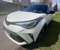 Белый Тойота C-HR, объемом двигателя 2 л и пробегом 30 тыс. км за 19000 $, фото 1 на Automoto.ua