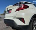 Белый Тойота C-HR, объемом двигателя 0 л и пробегом 75 тыс. км за 18990 $, фото 11 на Automoto.ua