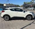 Белый Тойота C-HR, объемом двигателя 0 л и пробегом 75 тыс. км за 18990 $, фото 5 на Automoto.ua