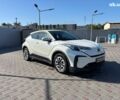 Белый Тойота C-HR, объемом двигателя 0 л и пробегом 75 тыс. км за 18990 $, фото 6 на Automoto.ua