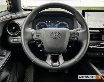 Тойота C-HR 2024 в Черновцах на Automoto.ua Белый Тойота C-HR, объемом двигателя 2 л и пробегом 18 тыс. км за 43296 $, фото 15 на Automoto.ua