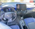 Белый Тойота C-HR, объемом двигателя 1.2 л и пробегом 103 тыс. км за 19500 $, фото 6 на Automoto.ua