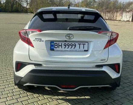 Белый Тойота C-HR, объемом двигателя 1.2 л и пробегом 168 тыс. км за 16900 $, фото 6 на Automoto.ua
