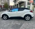 Белый Тойота C-HR, объемом двигателя 1.2 л и пробегом 146 тыс. км за 15700 $, фото 6 на Automoto.ua