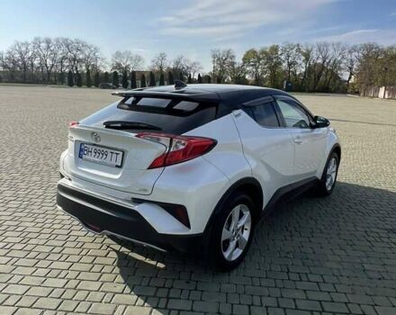 Белый Тойота C-HR, объемом двигателя 1.2 л и пробегом 168 тыс. км за 16900 $, фото 7 на Automoto.ua