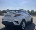 Белый Тойота C-HR, объемом двигателя 1.2 л и пробегом 110 тыс. км за 19700 $, фото 7 на Automoto.ua