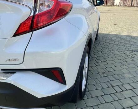 Белый Тойота C-HR, объемом двигателя 1.2 л и пробегом 168 тыс. км за 16900 $, фото 12 на Automoto.ua