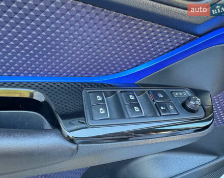 Белый Тойота C-HR, объемом двигателя 1.2 л и пробегом 103 тыс. км за 19500 $, фото 11 на Automoto.ua