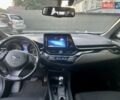 Белый Тойота C-HR, объемом двигателя 1.2 л и пробегом 146 тыс. км за 15700 $, фото 11 на Automoto.ua