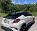 Белый Тойота C-HR, объемом двигателя 1.2 л и пробегом 81 тыс. км за 19000 $, фото 4 на Automoto.ua