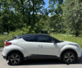 Белый Тойота C-HR, объемом двигателя 1.2 л и пробегом 81 тыс. км за 19000 $, фото 5 на Automoto.ua