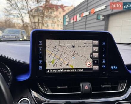 Белый Тойота C-HR, объемом двигателя 1.2 л и пробегом 168 тыс. км за 16900 $, фото 21 на Automoto.ua
