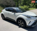 Белый Тойота C-HR, объемом двигателя 1.2 л и пробегом 81 тыс. км за 19000 $, фото 13 на Automoto.ua