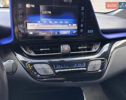 Белый Тойота C-HR, объемом двигателя 1.2 л и пробегом 168 тыс. км за 16900 $, фото 19 на Automoto.ua