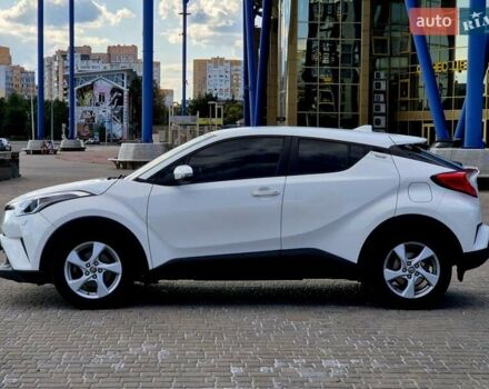Белый Тойота C-HR, объемом двигателя 1.99 л и пробегом 117 тыс. км за 17000 $, фото 8 на Automoto.ua