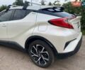 Білий Тойота C-HR, об'ємом двигуна 1.2 л та пробігом 105 тис. км за 18600 $, фото 7 на Automoto.ua