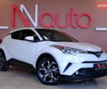 Белый Тойота C-HR, объемом двигателя 2 л и пробегом 94 тыс. км за 16900 $, фото 7 на Automoto.ua