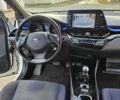 Білий Тойота C-HR, об'ємом двигуна 1.2 л та пробігом 32 тис. км за 18500 $, фото 2 на Automoto.ua