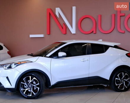 Белый Тойота C-HR, объемом двигателя 2 л и пробегом 94 тыс. км за 16900 $, фото 17 на Automoto.ua